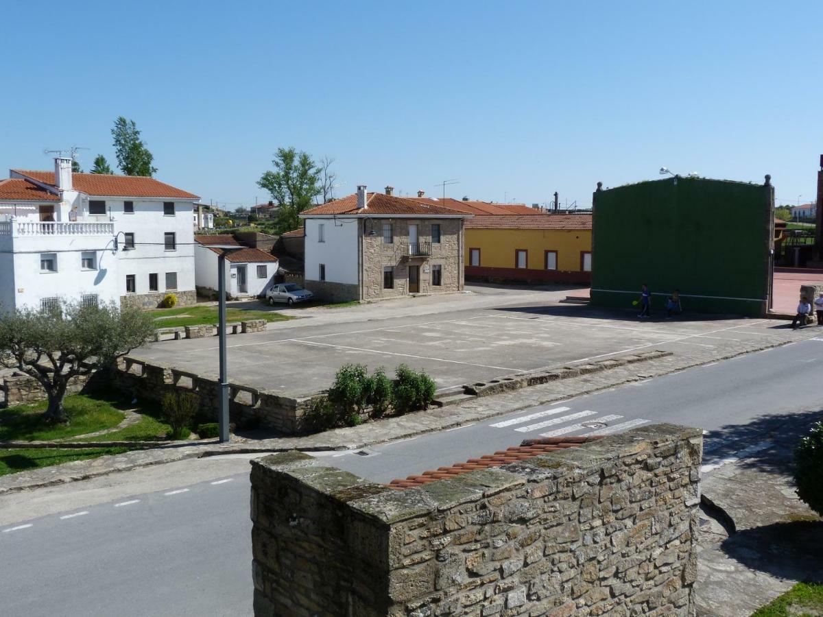 Casa Rural La Fuente Trabanca Exterior photo